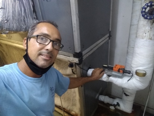 Imagem 1 de 5 de Trabalhamos Com Refrigeração Em Geral, Projetos, Instalações