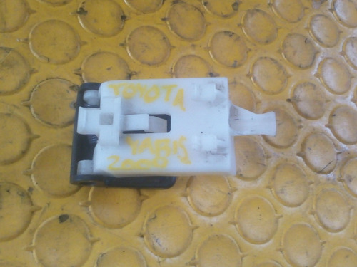 Manija Cofre Toyota Yaris Mod 2009 (Usado)