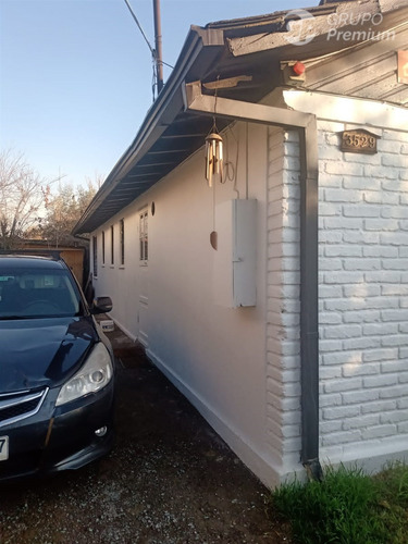 Casa En Venta Aislada De 4 Dorm. En Macul
