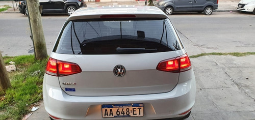 Volkswagen Golf 1.6 Nafta