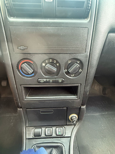 Chevrolet Astra Astra Sed. Advant. 2.0 8V MPFI FlexP. 4p