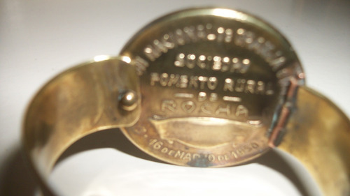 Pasapañuelos Muy Antiguo Con Medalla Grabada De Rocha,1930 