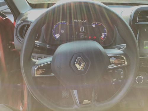 Renault Kwid 1.0 Iconic Mt