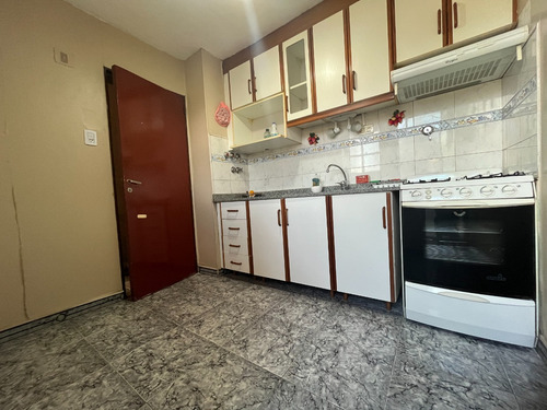Venta Departamento Berazategui Oeste 3 Ambientes