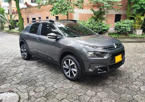 Citroën C4 Cactus 1.6 Shine Turbo Aut