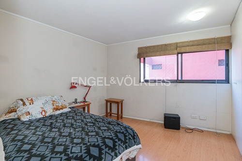 Lindo Departamento 2d/2b, Lastarria