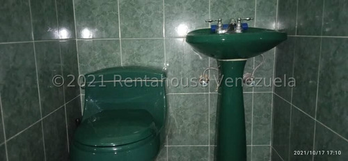 Imagen 9 de 18 de Vendo Casa Buenaventura Contry Club,guatire, #21-26415 Martha 04142879165