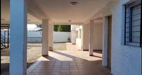 Vendo Monoambiente C/cochera Complejo Cerrado Con Pileta A. Alberdi (alquilado)