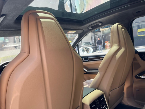 Porsche Cayenne 4.9 Turbo At
