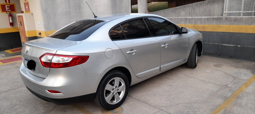 Imagem 3 de 9 de Renault Fluence 2013 2.0 Dynamique Hi-flex 4p