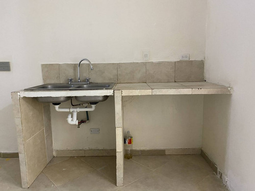 Imagen 7 de 12 de Local Comercial En Alquiler En Los Colorados Valencia Cód 12537 Acv