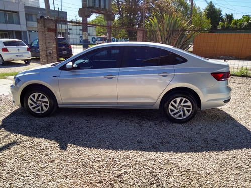 Volkswagen Virtus Trendline 2019 13.000km Natanael