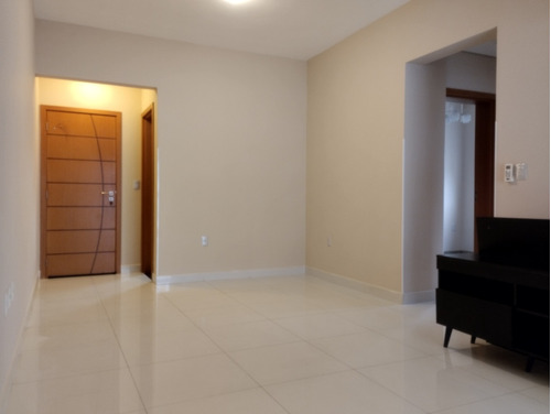 Apartamento 2 Quartos | 100m | 300m Da Praia | Canal 5