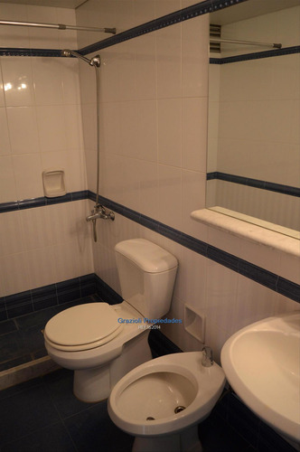 Torres Naúticas Excelente Apartamento En Un Piso Bien Alto