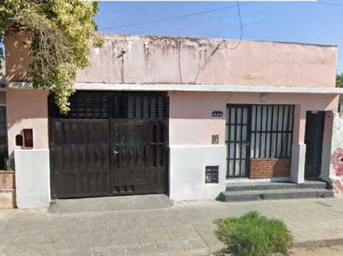 Se Vende Casa 3 Dormitorios En B° General Bustos