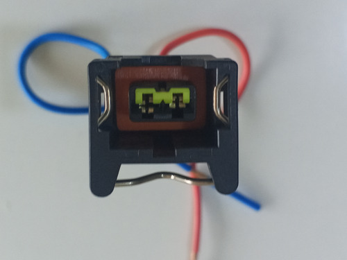 Conector Inyector Gm Corsa Cielo Spark Lano Century 2 Unid.