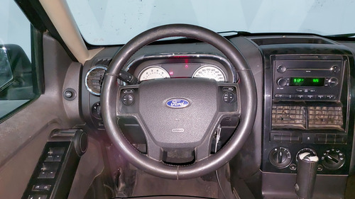 Ford Explorer 4.0 XLT BASE 4X2 V6 TELA AT