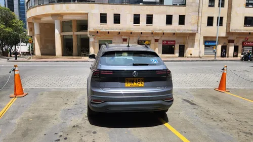 Volkswagen Nivus 1.0t Highline At