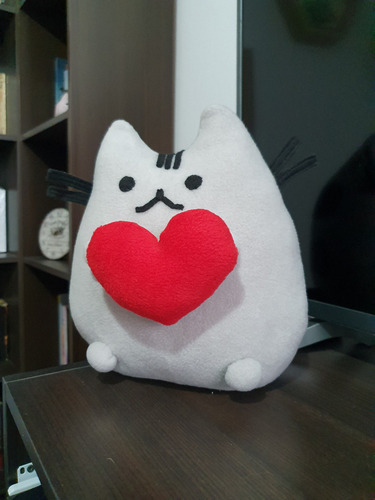 Muñeco Pusheen The Cat Love Amor Corazón. Artesanal Grande