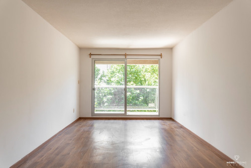 Imagen 3 de 10 de Muy Luminoso Apartamento Con Excelente Ubicación
