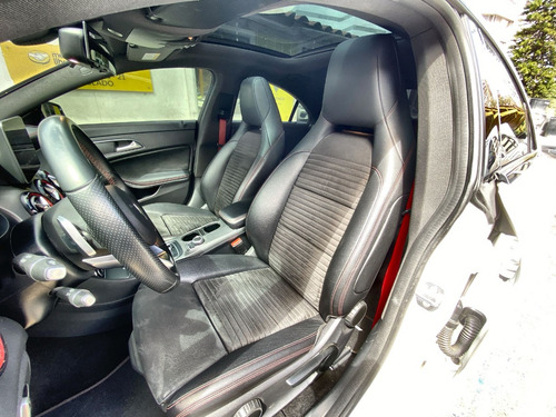 Mercedes-Benz Clase CLA 2.0 45 Amg 4Matic