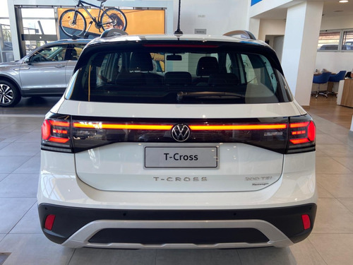 Volkswagen T-Cross TRENDLINE AUT 200TSI