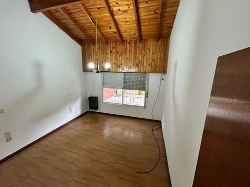 Casa Chalet En Muñiz - Cod A275