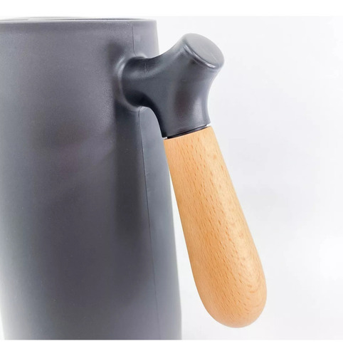 Jarra Termica 1 Lt Eco Deco Mango Madera Es4025 Pettish Color Negro Es4050n