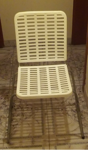 Silla De Festejo Tipo Jardin , Base Met.  As. Plastico Blco.