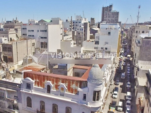 Edificio Palacio Amézaga, Oportunidad De Inversión, A Reciclar Para Sede Corporativa, Oficinas U Otro Destino, 1500 M2 En El Corazón De La Cd. Vieja.