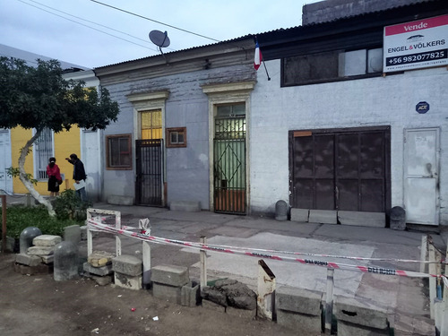 Casa Para Inversion En Excelente Ubicacion Central