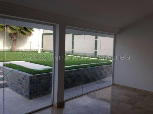 Imagen 27 de 30 de Casa En Venta Pedregal Barquisimeto, 680metros2,planta Electrica, Amplios Espacios, Área Social Con Piscina. Contactame 0424-5620928 Flex 22-993 Z23