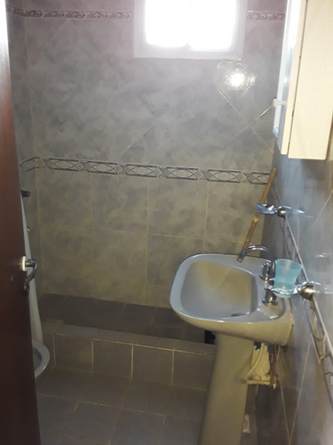 Imagen 17 de 18 de Chalet A 6 Cuadras Del Mar - Calle 83 N° 648 - Mar Del Tuyu