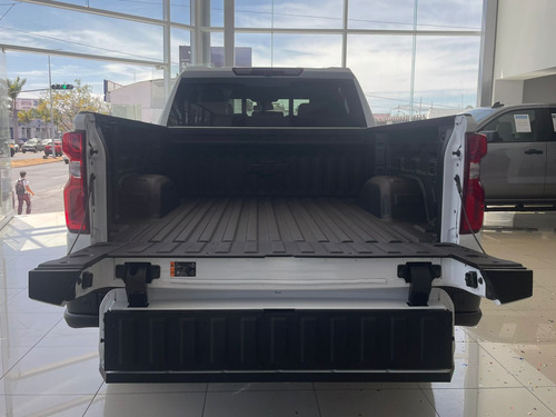 Chevrolet Cheyenne 6.2 Doble Cab Zr2 Bison 4X4 At