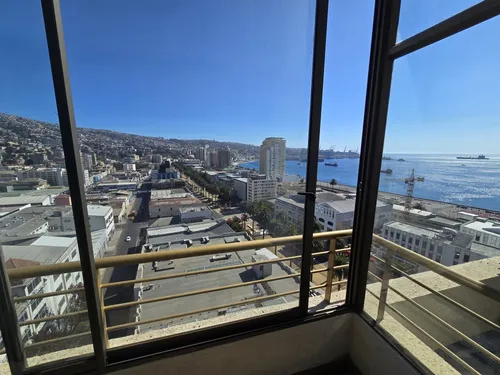 Hermoso Departamento 2h Y 2b En Centro De Valparaíso