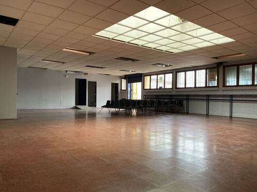 Imagen 5 de 19 de Venta Estupendo Y Único Terreno En Plaza De Armas De Peñaflo