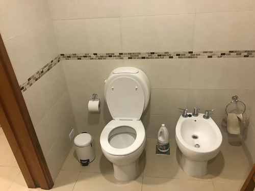 Imagen 20 de 30 de Venta, Casa Quinta, 5 Ambientes, Quincho, Parrilla, Pileta, Jardín, Saladillo