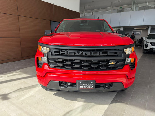 Chevrolet Silverado 5.3 V8 Custom Doble Cabina 4X4 At