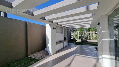 Pasionaria Ii. Departamento En Venta Y Alquiler De 2 Amb A Estrenar Martinez