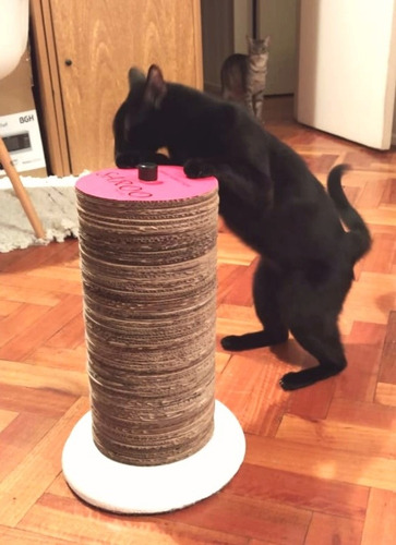 Imagen 2 de 6 de Rascador Para Gatos Saroo Grande Con Cartones Cambiables