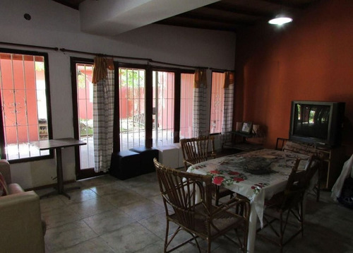 Venta Quinta 4 Ambientes Pileta Quincho Arboleda