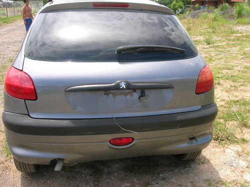 Imagem 7 de 8 de Sucata Peugeot 206 1.0 16v 2002 Gas. 4 Porta - Rs Auto Peças