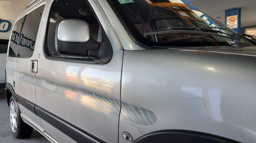 Imagen 8 de 15 de Peugeot Partner Patagonica 1.6 Vtc Plus Gnc 2014 Impecable