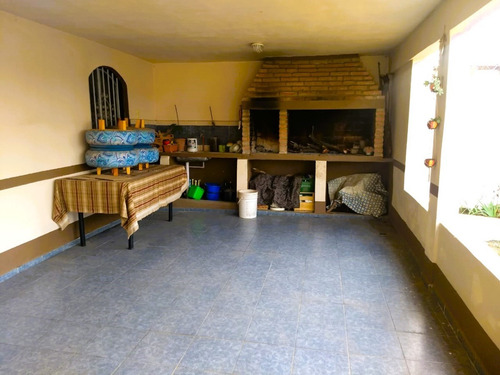 Imagen 10 de 15 de Casa Tres Dormitorios Y Monoambiente Carlos Paz