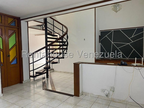 Townhouse En Alquiler En La Granja Naguanagua Valgo Comodo Amplio Cocina Moderna