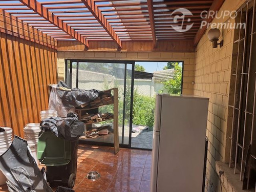 Acogedora Casa En Venta En Ñuñoa