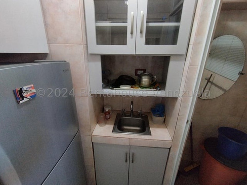 Oficina En Venta El Recreo 24-23942