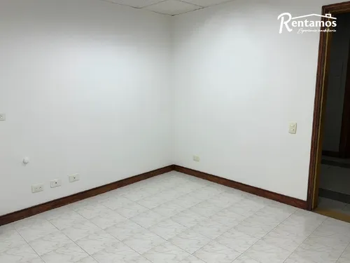 Oficina En Arriendo En El Poblado. Cod A775570