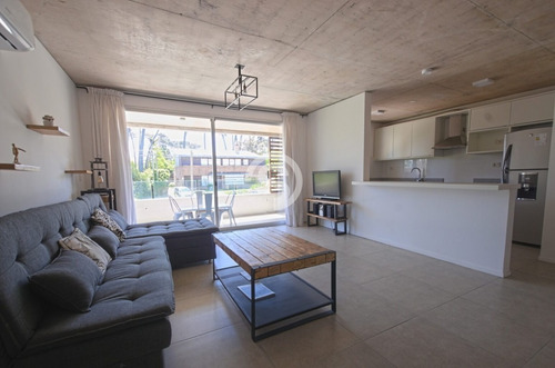 Apartamento En Alquiler - Mansa- Ref: 4092