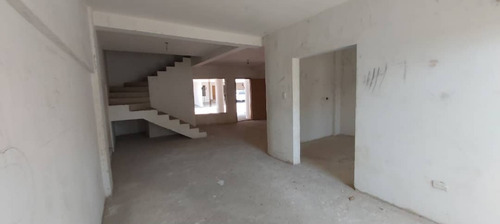 Imagen 15 de 30 de Ludeisi Zerpa Vende Townhouse En Las 4 Avenidas Del Parral, Valencia 138201
